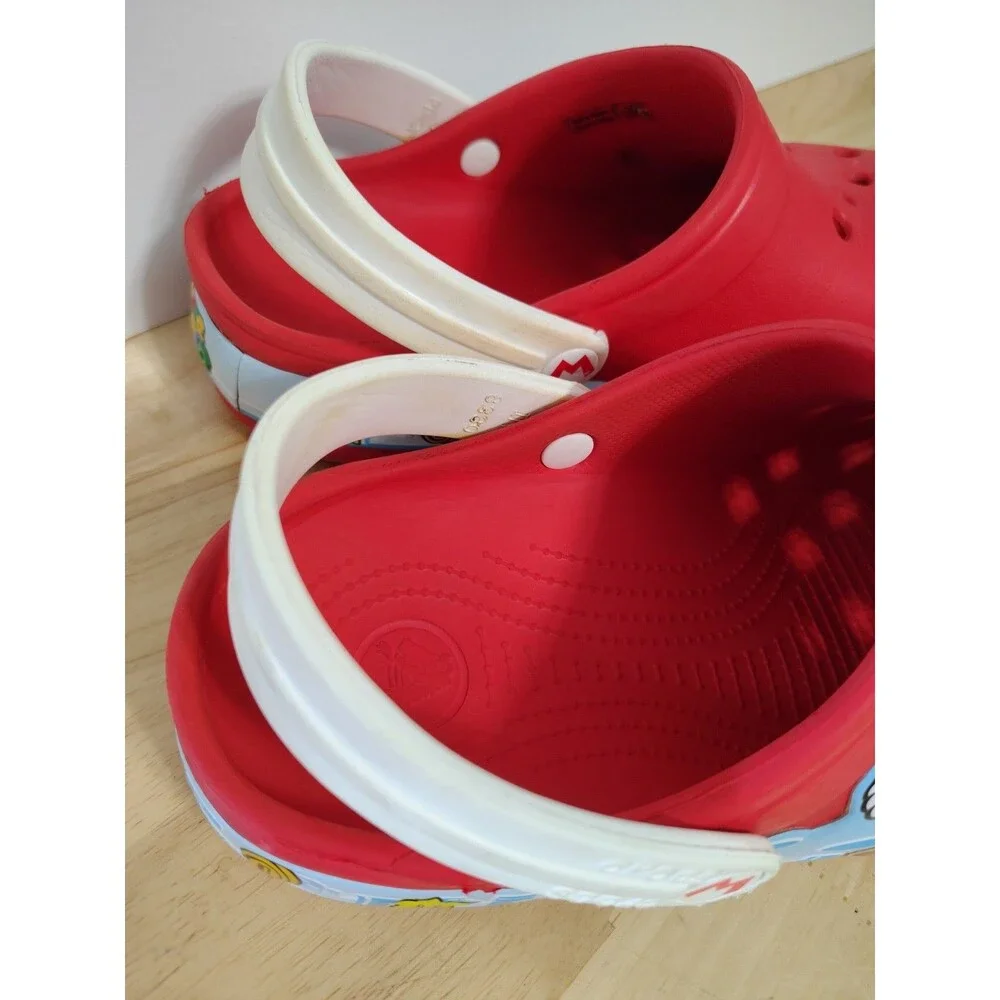 Crocs Kids Super Mario Bros. Clog, Red US Size J3 Nintendo Themed Clogs